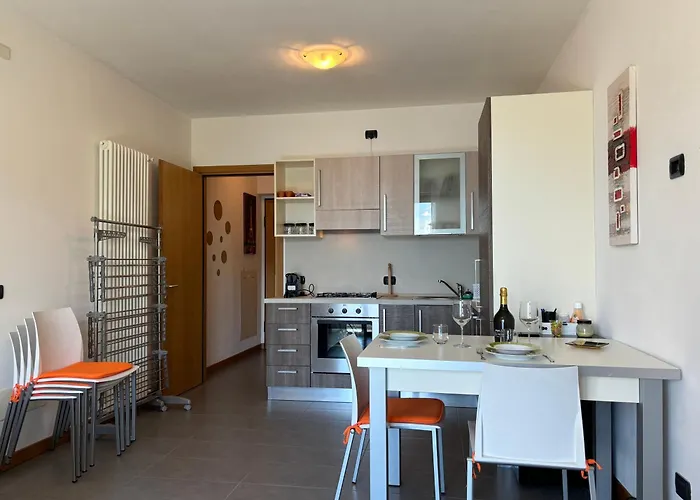 Stella House, Swimming Pool - Larihome A68